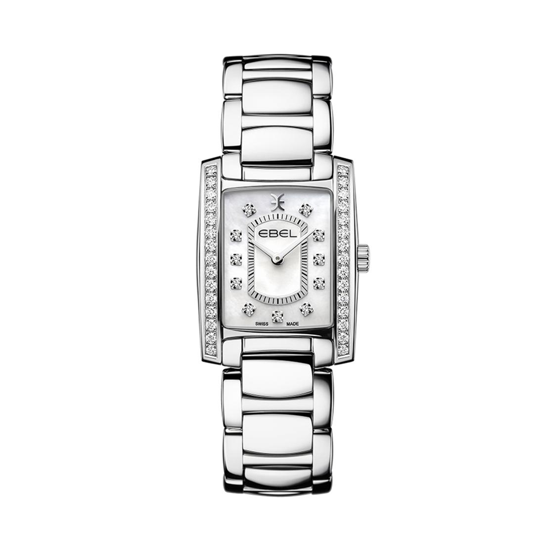 De Briljant Ebel Brasilia is een elegante en stijlvolle dameshorloge met diamanten accenten en een witte wijzerplaat. Het horloge is waterbestendig tot 50 meter en heeft een quartz uurwerk. Draag dit horloge bij elke gelegenheid, van formele evenementen tot casual outfits. De perfecte combinatie van functionaliteit en luxe. Maak een statement en straal met dit prachtige horloge om je pols.